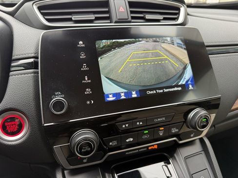 Used 2022 Honda CR-V Touring image 6