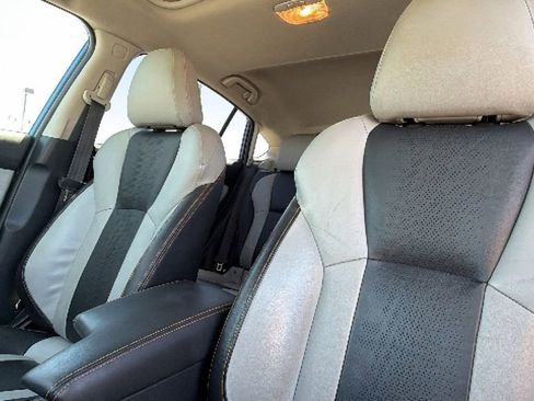 Used 2018 Subaru Crosstrek 2.0i Limited AWD/4WD image 11