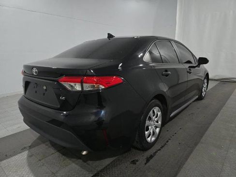 Used 2024 Toyota Corolla LE FWD image 4