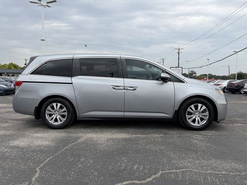 Used 2016 Honda Odyssey EX image 4