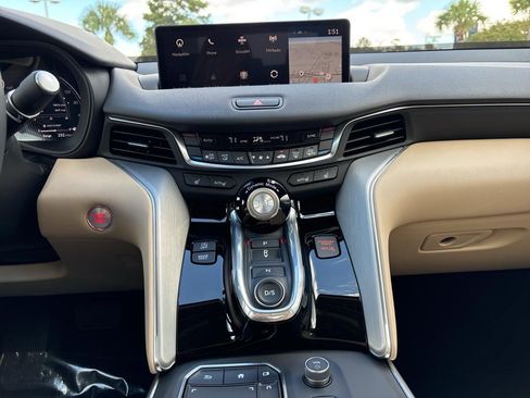 Used 2025 Acura TLX w/ Technology Package image 16