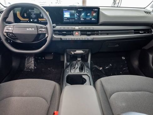 Used 2025 Kia K4 FWD image 27