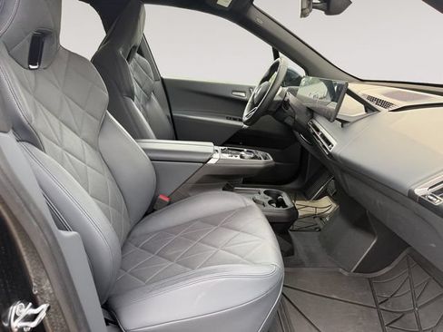 Used 2026 BMW iX xDrive60 w/ M Sport Package AWD/4WD image 15
