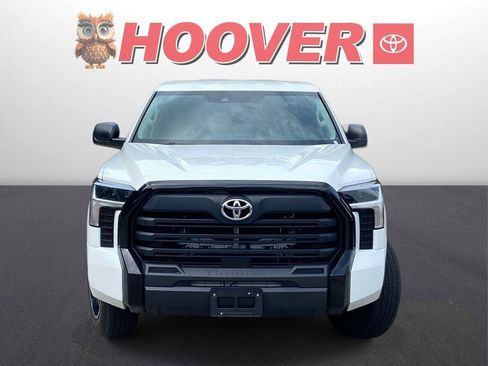 Used 2023 Toyota Tundra SR AWD/4WD image 8