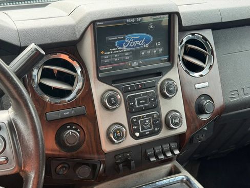 Used 2016 Ford F350 Lariat w/ Lariat Ultimate Package AWD/4WD image 13