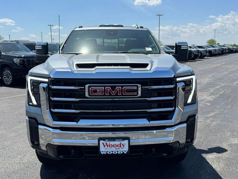 New 2026 GMC Sierra 2500 SLT w/ SLT Premium Package AWD/4WD image 12
