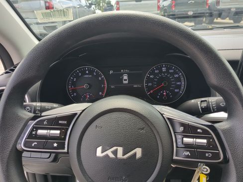 Certified 2024 Kia Forte LXS FWD image 13