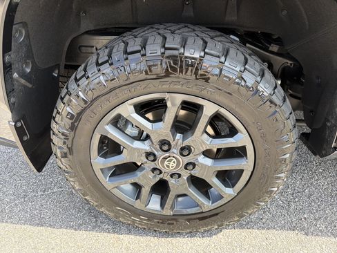 Certified 2026 Toyota Sequoia Platinum AWD/4WD image 28