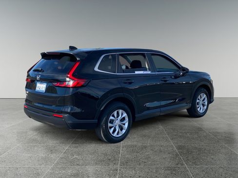 Used 2025 Honda CR-V LX image 5