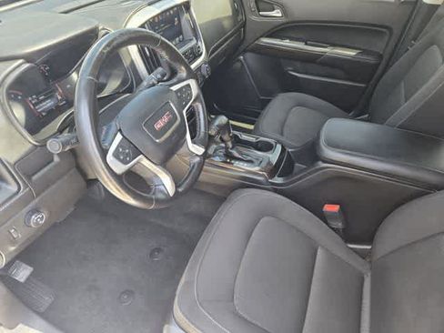Used 2016 GMC Canyon SLE w/ SLE Convenience Package RWD image 2