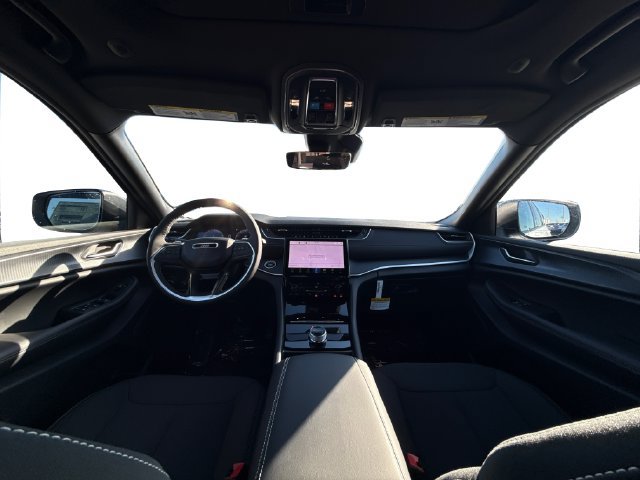 New 2027 Jeep Grand Cherokee Laredo X AWD/4WD image 21