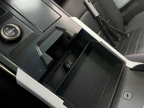 Used 2022 GMC Hummer EV Edition 1 w/ LPO, Illumination Package image 22