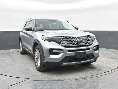 Used 2020 Ford Explorer Limited AWD/4WD image 6