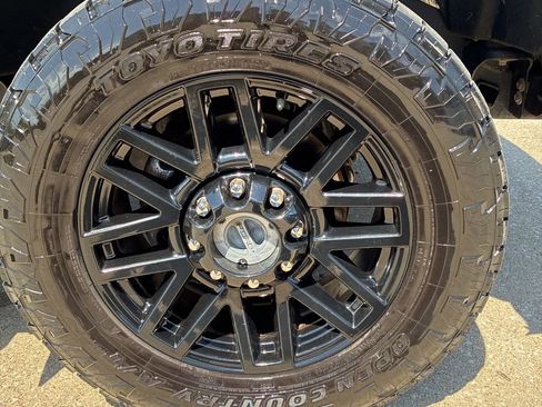 Used 2021 Ford F250 Lariat AWD/4WD image 12