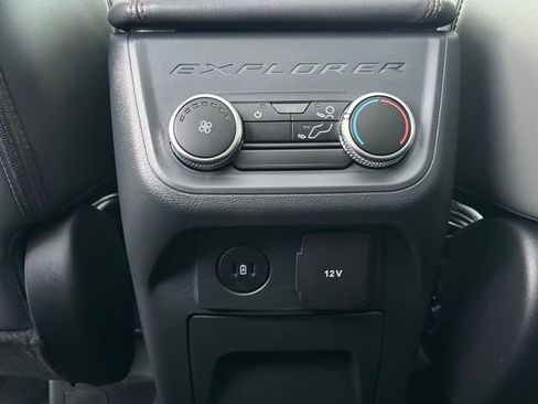 New 2026 Ford Explorer Active w/ Active Comfort Package image 17