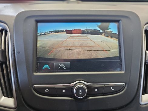 Used 2018 Chevrolet Malibu LS FWD image 21
