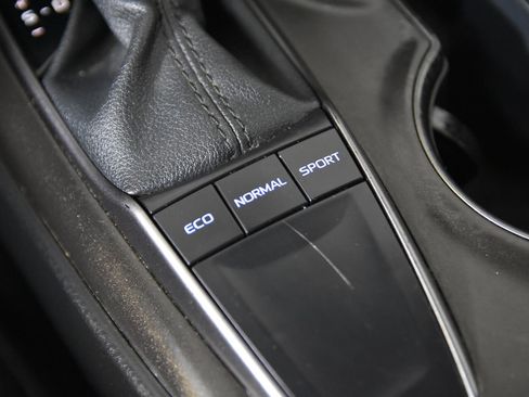 Used 2023 Toyota Camry SE FWD image 29
