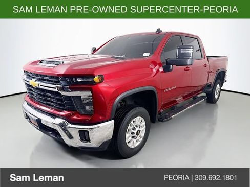 Used 2024 Chevrolet Silverado 2500 LT w/ Convenience Package RWD image 4