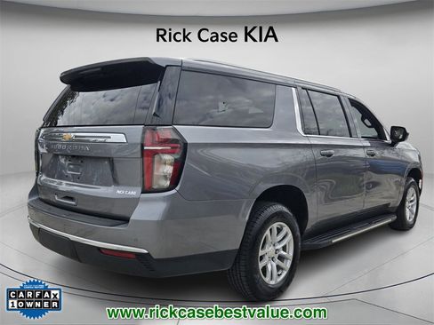 Used 2021 Chevrolet Suburban LS image 7