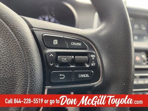 Used 2018 Kia Optima LX image 28