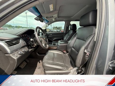 Used 2020 Chevrolet Suburban LT AWD/4WD image 13