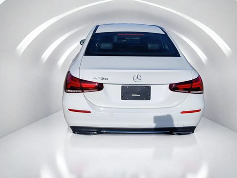 Used 2021 Mercedes-Benz A 220 image 6