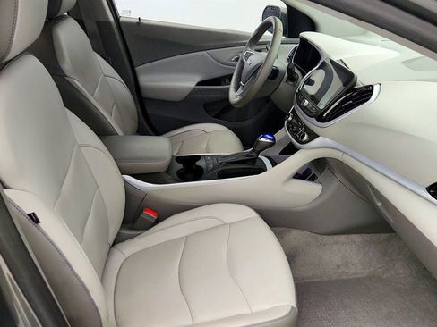 Used 2017 Chevrolet Volt LT w/ Comfort Package image 23