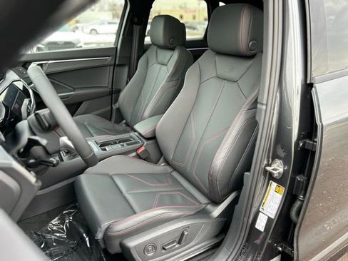 Used 2025 Audi Q3 2.0T Premium Plus image 14