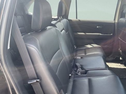 Certified 2017 Honda Pilot EX-L image 9