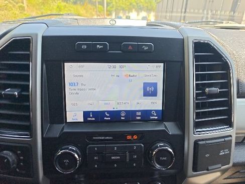 Used 2021 Ford F250 Lariat AWD/4WD image 9