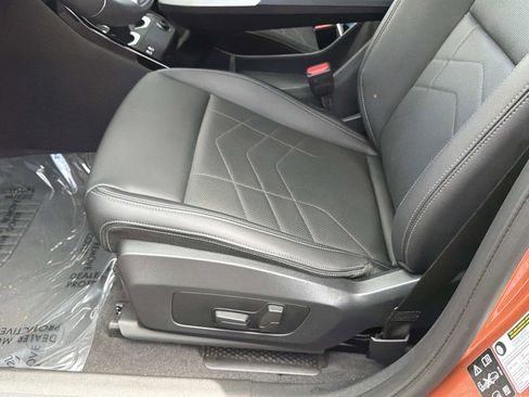 Used 2025 BMW X2 xDrive28i AWD/4WD image 18
