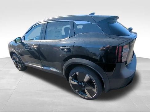 New 2026 Nissan Kicks SR w/ SR Premium Package image 4
