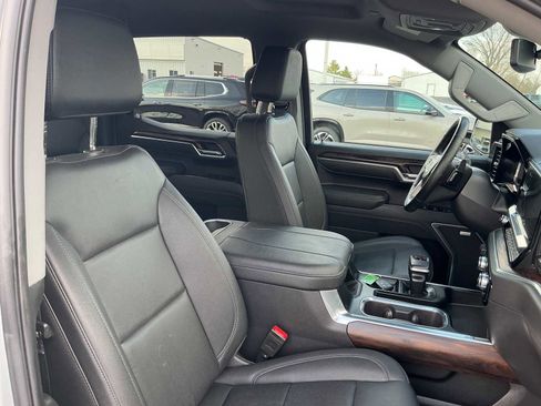 Used 2025 GMC Sierra 1500 SLT w/ SLT Premium Plus Package image 26