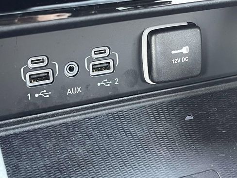New 2025 Jeep Grand Cherokee L Limited w/ Luxury Tech Group II AWD/4WD image 30