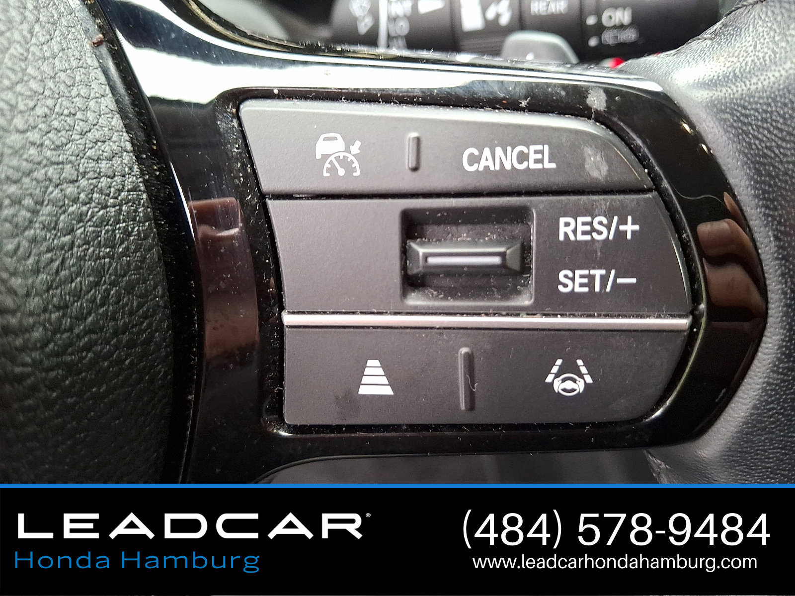 Used 2025 Honda Pilot EX-L image 23