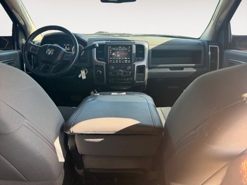 Used 2018 RAM 2500 SLT AWD/4WD image 10