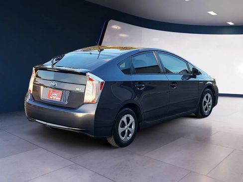 Used 2015 Toyota Prius Three FWD image 5