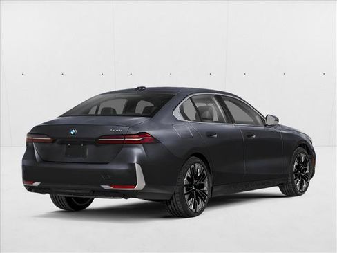New 2027 BMW 530i RWD image 2