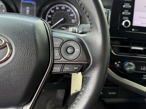 Certified 2022 Toyota Camry SE image 22