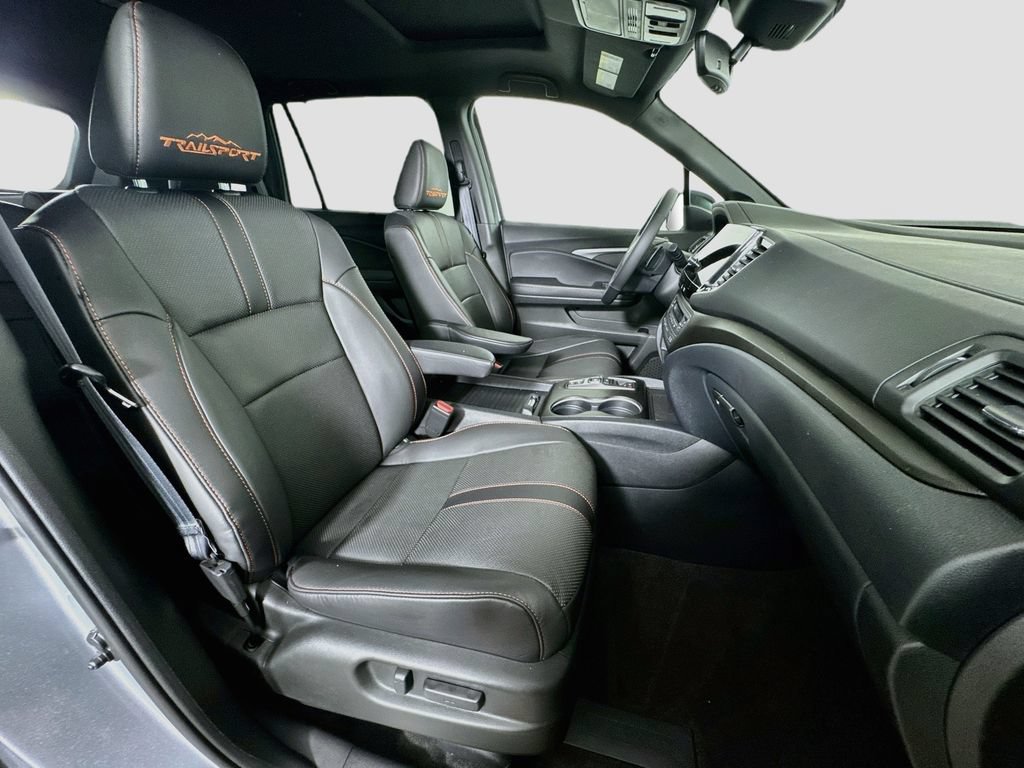 Used 2023 Honda Passport TrailSport image 30