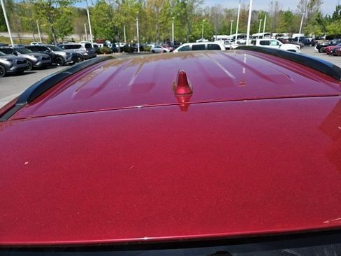 Used 2021 Toyota RAV4 XLE w/ Convenience Package image 12