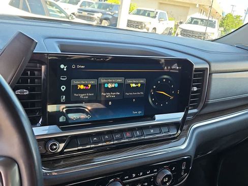Used 2023 Chevrolet Silverado 1500 LT AWD/4WD image 24
