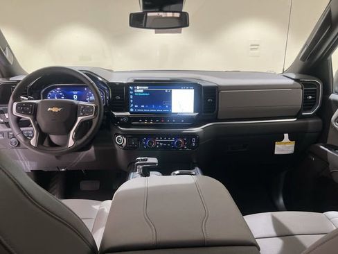 New 2026 Chevrolet Silverado 1500 LTZ w/ Z71 Off-Road Package AWD/4WD image 19