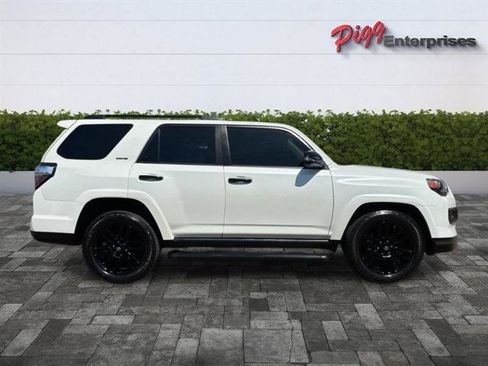 Used 2021 Toyota 4Runner Nightshade image 7