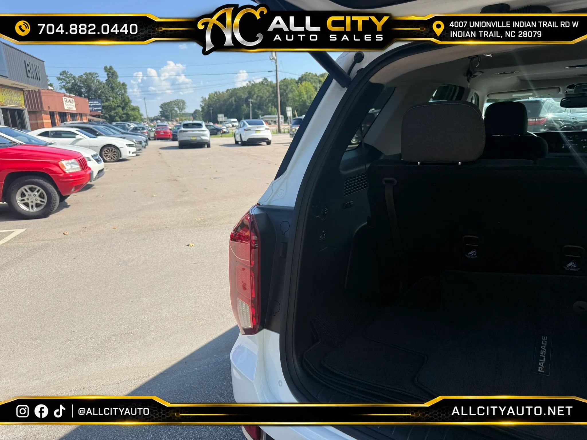 Used 2021 Hyundai Palisade SEL w/ Convenience Package FWD image 41