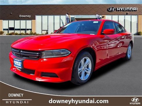Used 2022 Dodge Charger SXT image 1