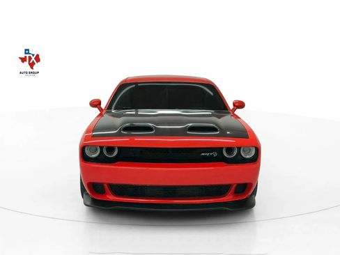Used 2023 Dodge Challenger SRT Hellcat RWD image 5