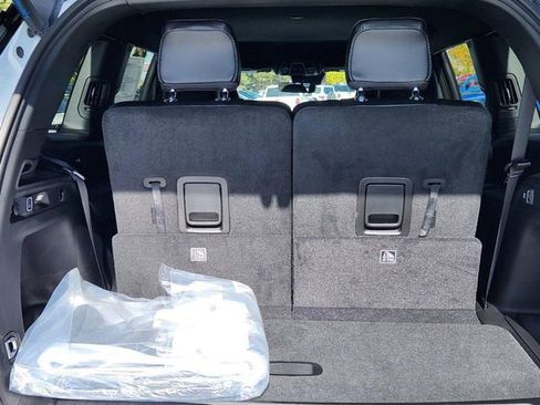 New 2025 Jeep Grand Cherokee L Limited w/ Trailer Tow Package image 27