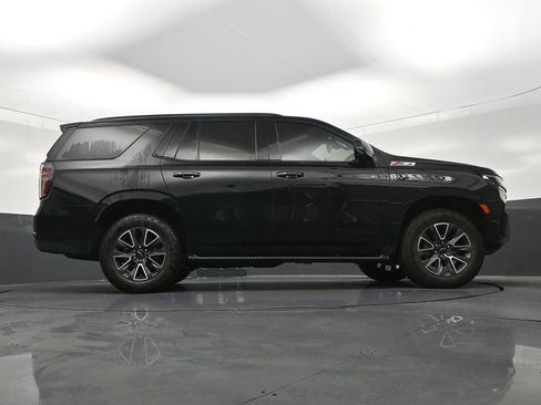 Used 2022 Chevrolet Tahoe Z71 w/ Luxury Package AWD/4WD image 30