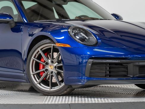 Used 2024 Porsche 911 Carrera 4S AWD/4WD image 38